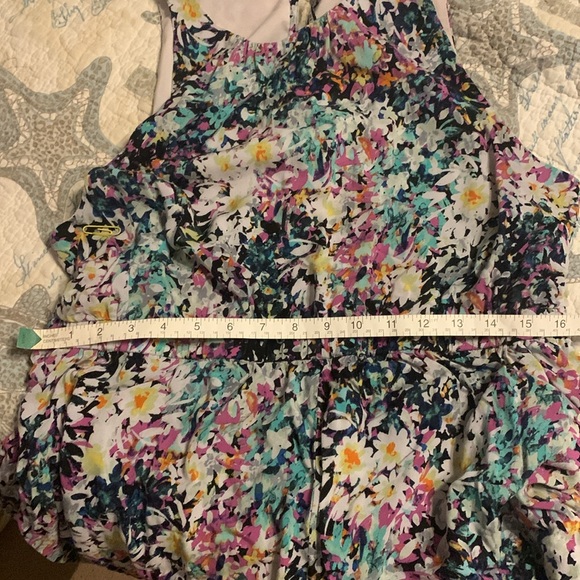 Size Large, Plenty by Tracy Reese Black and multicolored floral Jumpsuit. - Picture 10 of 13